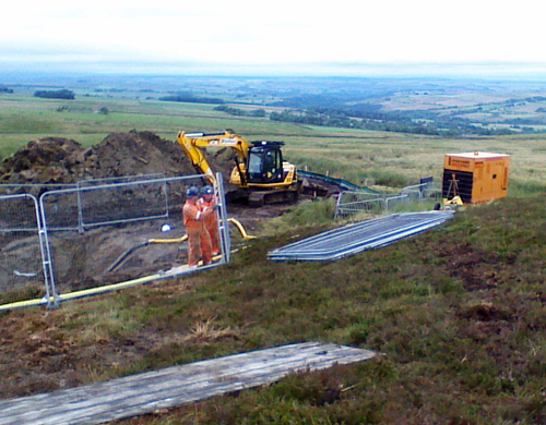 ILI dig exposing live gas pipeline